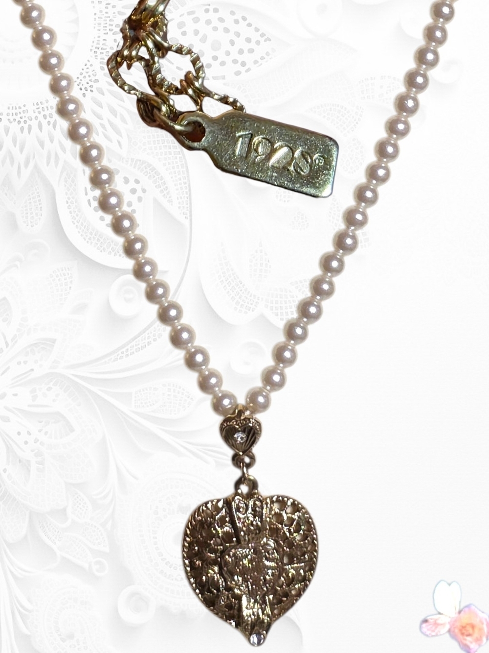 1928 Cream Pearl Necklace with Gold-Tone Filigree Heart Pendant